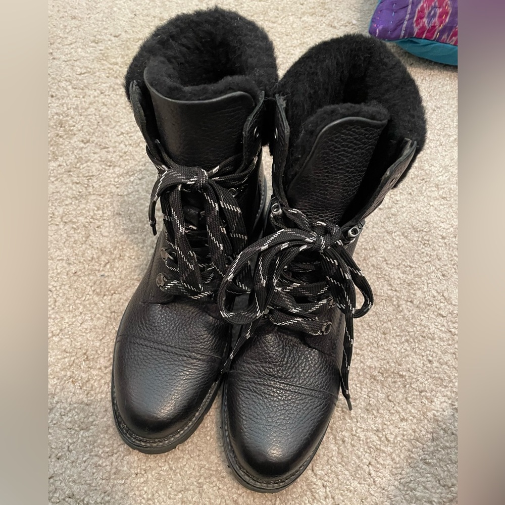 Frye size 9 women’s boots